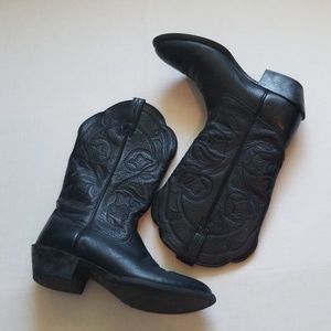 Ariat Black Women's Boots - size 8.5